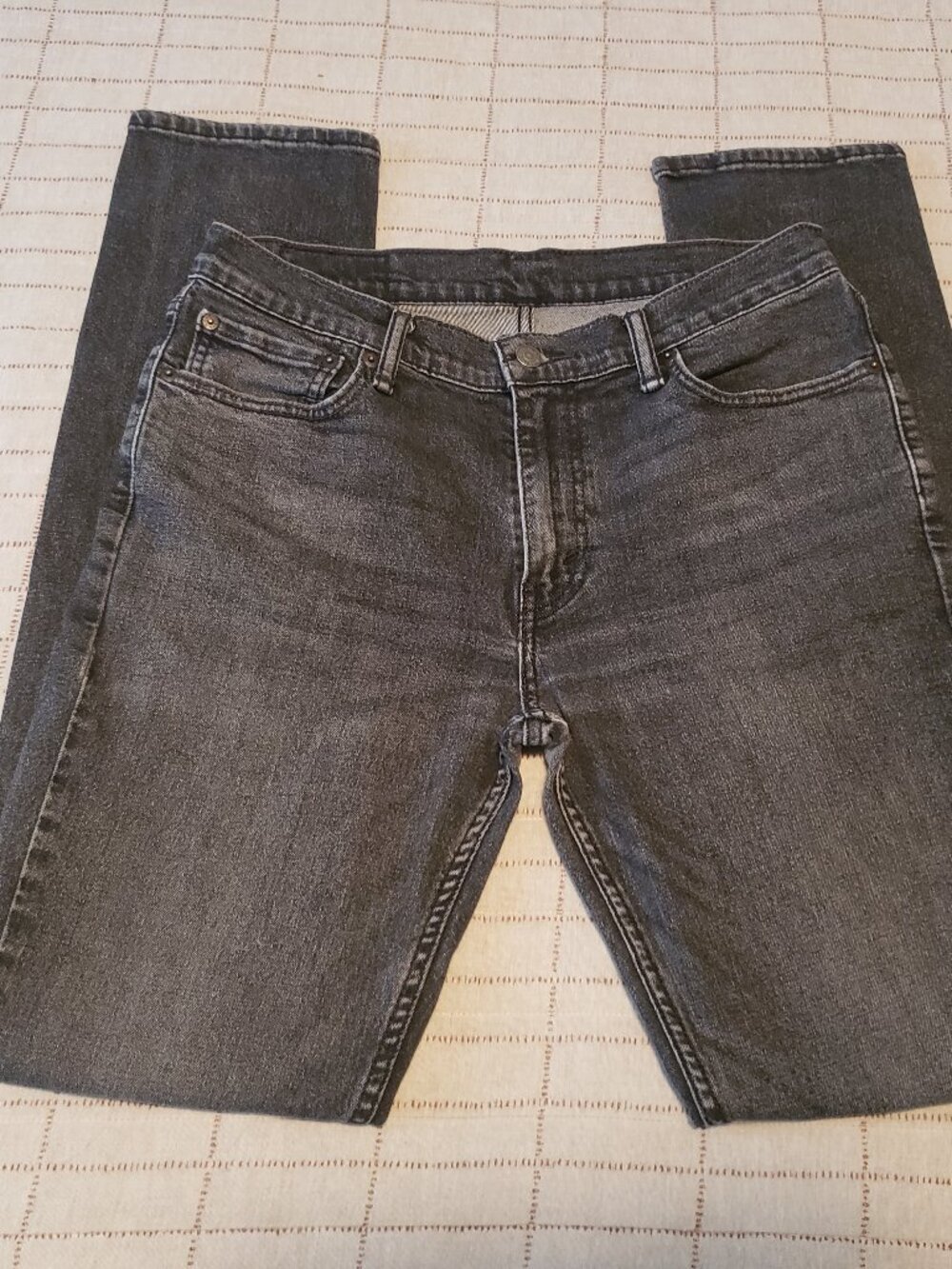 Levi's 511 33W x 34L- Black wash